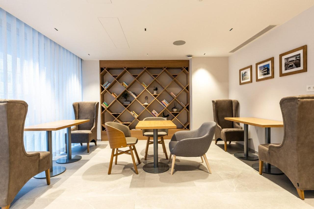 Hotel Raj Zdravia Bratislava Esterno foto