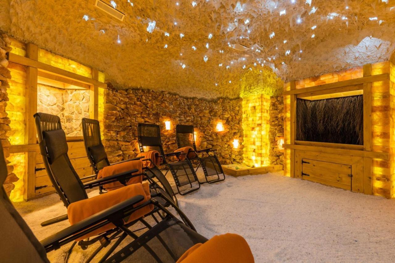 Hotel Raj Zdravia Bratislava Esterno foto