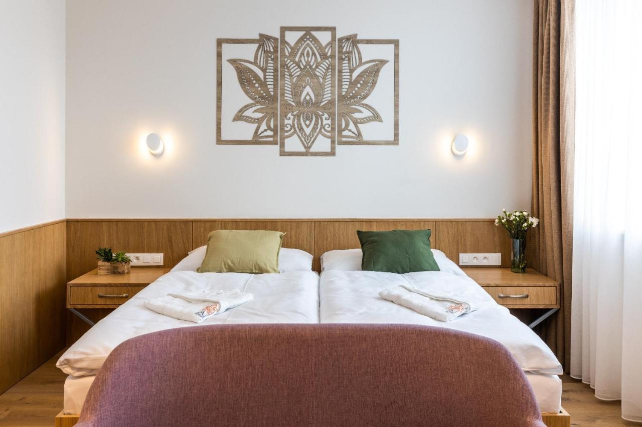 Hotel Raj Zdravia Bratislava Esterno foto